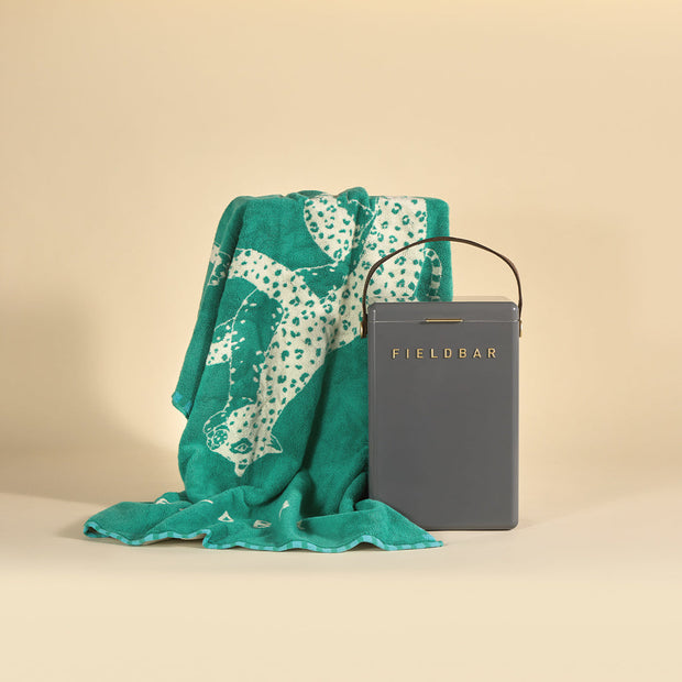 drinks box & towel bundle / oyster grey
